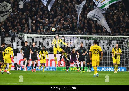 MÖNCHENGLADBACH, DEUTSCHLAND - 11. NOVEMBER 2022: Jude Bellingham. Das Fußballspiel der Bundesliga Borussia Mönchengladbach gegen Borussia Dortmund Stockfoto