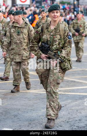 Geflügel, London, Großbritannien. 12. Nov, 2022. Die Lord Mayor’s Show ist über 800 Jahre alt und besteht in der Neuzeit aus tausenden von Teilnehmern, mit Dutzenden von Marschkapellen, Militäreinheiten, Kutschen, Tanztruppen, Hüpfburgen, Riesige Apparationen und zeremonielle Ausstellungen. Stockfoto