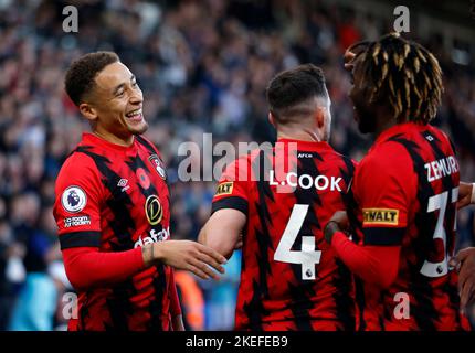 Marcus Tavernier von Bournemouth feiert das erste Tor ihrer Spielmannschaft während des Spiels in der Premier League im Vitality Stadium in Bournemouth. Bilddatum: Samstag, 12. November 2022. Stockfoto