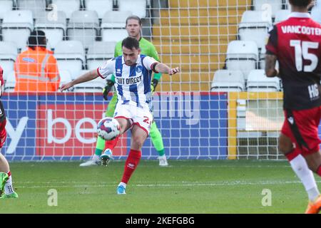 Stevenage am Samstag, den 12.. November 2022. Reghan Tumilty von Hartlepool United während der ersten Hälfte des Spiels der Sky Bet League 2 zwischen Stevenage und Hartlepool United am Samstag, den 12.. November 2022, im Lamex Stadium in Stevenage. (Kredit: John Cripps | MI Nachrichten) Kredit: MI Nachrichten & Sport /Alamy Live Nachrichten Stockfoto