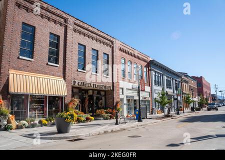 Sevierville, Tennessee - 27. Oktober 2022: Blick auf das historische Stadtzentrum von Sevierville, TN, Heimatstadt von Dolly Parton. Stockfoto