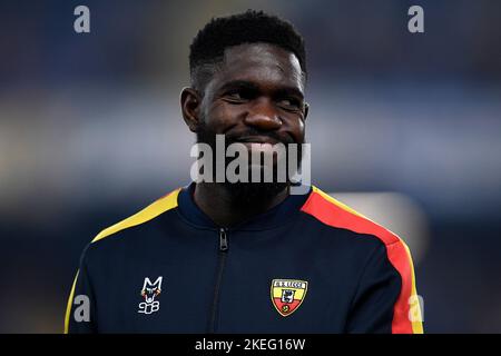 Genua, Italien. 12. November 2022. Samuel Umtiti von US Lecce schaut vor dem Serie A Fußballspiel zwischen UC Sampdoria und US Lecce. Kredit: Nicolò Campo/Alamy Live Nachrichten Stockfoto