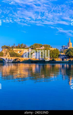 Die Brücke von Avignon, Provence-Alpes-Cote d'Azur, Frankreich, Westeuropa Stockfoto