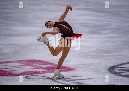 SHEFFIELD, Sheffield. 12., 2022. November. Junge Koreanerinnen starten am Samstag, 12. November 2022, im Kurzprogramm der Frauen beim ISU Grand Prix - MK John Wilson Trophy 2022 im ICE Sheffield. SHEFFIELD, Sheffield. Kredit: Taka G Wu/Alamy Live Nachrichten Stockfoto