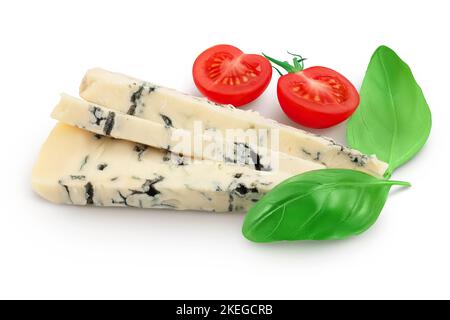 Blue Cheese Gorgonzola isoliert auf weißem Hintergrund mit voller Schärfentiefe. Stockfoto