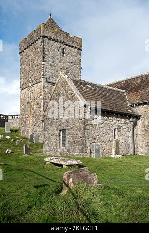 Friedhof von St. Clement's Church, eine Kirche aus dem späten 15.. Oder frühen 16.. Jahrhundert in Rodel auf der Insel Harris in den Äußeren Hebriden, Schottland, Großbritannien. Stockfoto