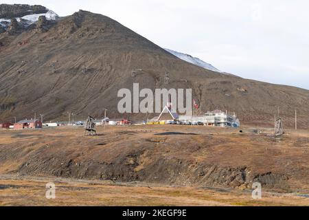 Longyearbyen, Svalbard - Sep 11 2022: Die nördlichste Kirche der Welt in Longyearbyen, Svalbard, Norwegen Stockfoto