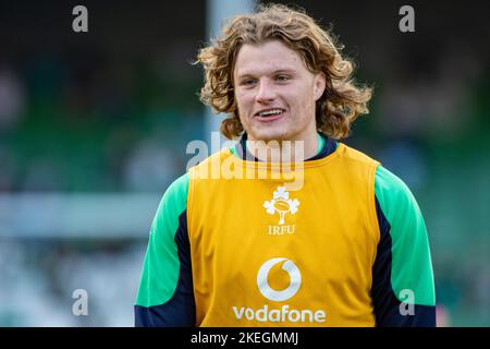 Dublin, Irland. 12.. November 2022. Cian Prendergast von Irland während des Spiels der Bank of Ireland Nations Series zwischen Irland und Fidschi im Aviva Stadium in Dublin, Irland, am 12. November 2022 (Foto von Andrew SURMA/ Quelle: SIPA USA/Alamy Live News Stockfoto