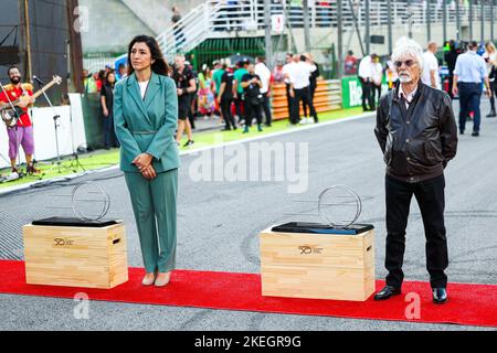 ECCLESTONE Fabiana, FIA, und ECCLESTONE Bernie (gbr), ehemaliger CEO der Formel 1 Group, Portrait, auf der Startaufstellung, während der Formel 1 Heineken Grande Premio de São Paulo 2022, Sao Paulo Grand Prix Grand Prix 2022, 21. Lauf der FIA Formel-1-Weltmeisterschaft 2022 vom 11. Bis 13. November 2022 auf dem Interlagos Circuit, in Sao Paulo, Brasilien - Foto Florent Gooden / DPPI Stockfoto