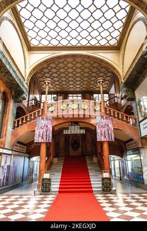 Lucerna Kino im Jugendstil in der Lucerna Passage, Prag, Tschechische Republik Stockfoto