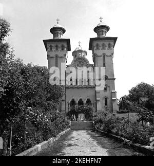 Zalău, Kreis Salaj, Rumänien, ca. 1978. Himmelsdom (Dormition der Theotokos-Kirche). Stockfoto