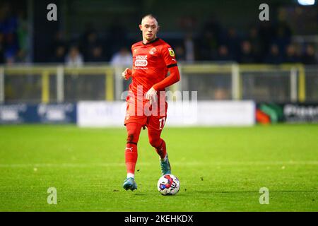 The EnviroVent Stadium, Harrogate, England - 12.. November 2022 Theo Archibald (11) von Leyton Orient - während des Spiels Harrogate Town gegen Leyton Orient, EFL League 2, 2022/23, im EnviroVent Stadium, Harrogate, England - 12.. November 2022 Credit: Arthur Haigh/WhiteRosePhotos/Alamy Live News Stockfoto