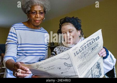 Newport News Virginia, Endview Plantation, Besucher reisen reisen Tour touristischer Tourismus Wahrzeichen Kultur Kultur Kultur, Urlaub Gruppe Menschen Pers Stockfoto