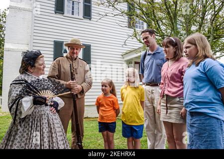 Newport News Virginia, Endview Plantation, Besucher reisen reisen Tour touristischer Tourismus Wahrzeichen Kultur Kultur Kultur, Urlaub Gruppe Menschen Pers Stockfoto