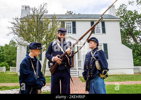 Newport News Virginia, Endview Plantation, Besucher reisen reisen Tour touristischer Tourismus Wahrzeichen Kultur Kultur Kultur, Urlaub Gruppe Menschen Pers Stockfoto