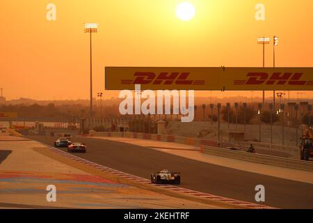 Bahrain, Bahrain. 12.. November 2022. BAHRAIN, SAKHIR, Bahrain International Circuit, 12. November 2022: Impression - Rundlaufansicht im Sonnenuntergang, Quelle: SPP Sport Pressefoto. /Alamy Live News Stockfoto