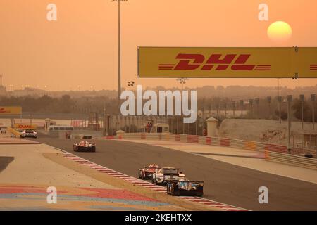 Bahrain, Bahrain. 12.. November 2022. BAHRAIN, SAKHIR, Bahrain International Circuit, 12. November 2022: Impression - Rundlaufansicht im Sonnenuntergang, Quelle: SPP Sport Pressefoto. /Alamy Live News Stockfoto