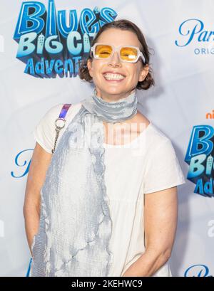 New York, USA. 12.. November 2022. Traci Paige Johnson nimmt am 12. November 2022 an der Premiere von Blue's Big City Adventure auf dem Regal Union Square in New York Teil. (Foto von Lev Radin/Sipa USA) Quelle: SIPA USA/Alamy Live News Stockfoto