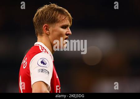 Wolverhampton, West Midlands, Großbritannien. 12.. November 2022; Molineux Stadium, Wolverhampton, West Midlands, England; Premiership Football, Wolverhampton Wanderers versus Arsenal; Martin Odegaard von Arsenal Kredit: Action Plus Sports Images/Alamy Live News Stockfoto