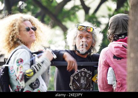 Der Fahrer des Rollers auf panjalu Scooter fest Stockfoto