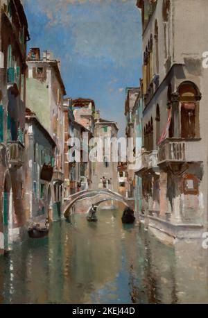 Ölgemälde eines Kanals in Venedig, Viertel San Trovaso, Robert Frederick Blum, ca. 1885 . Diese Ansicht zeigt den Rio Ogni Santi (Fluss der Allerheiligen), im Viertel San Trovaso von Venedig, Italien. In der Mitte der Wasserstraße steuert ein Mann einen Sandolo, eine kleinere, leichtere Version einer Gondel. Stockfoto