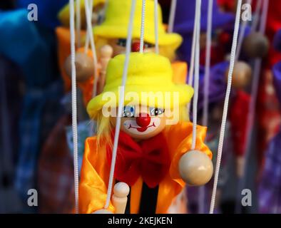 Niedliche Clown Marionette Puppen für Kinder Stockfoto