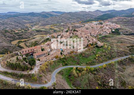 SOS del Rey Catolico, im Vordergrund der Parador Nacional de Turismo, Zaragoza, Aragon, Spanien Stockfoto