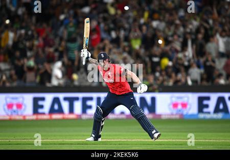 Der englische Ben Stokes feiert nach dem Weltcup-Finale T20 auf dem Melbourne Cricket Ground, Melbourne. Bilddatum: Sonntag, 13. November 2022. Stockfoto