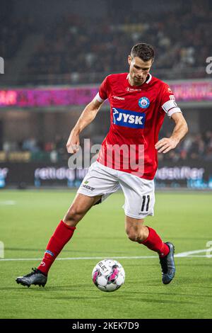 Silkeborg, Dänemark. 12.. November 2022. Nicklas Helenius (11) aus Silkeborg, GESEHEN WÄHREND des Superliga-Spiels 3F zwischen Silkeborg IF und Lyngby Boldklub im Jysk Park in Silkeborg. (Foto: Gonzales Photo/Alamy Live News Stockfoto