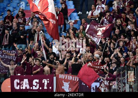 Roma, Italien. 13.. November 2022. Torino-Fans beim Fußballspiel der Serie A zwischen AS Roma und Turin Calcio im Olimpico-Stadion in Rom (Italien), 13.. November 2022. Foto Antonietta Baldassarre/Insidefoto Kredit: Insidefoto di andrea staccioli/Alamy Live News Stockfoto