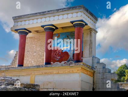 Knossos Palast. Kreta, Griechenland. Knossos Palast - größte bronzezeitliche archäologische Stätte auf Kreta der minoischen Zivilisation und Kultur. Stockfoto