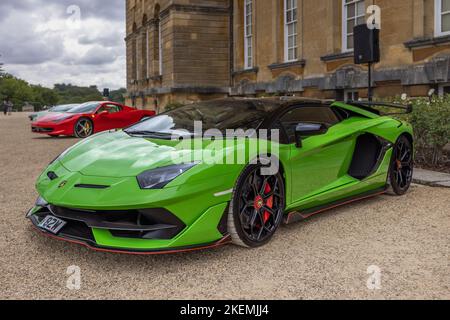 2020 Lamborghini Aventador SVJ LP 770-4 ‘82W’ wird auf der Concours d’Elégance Motorshow im Blenheim Palace am 4.. September 2022 ausgestellt Stockfoto