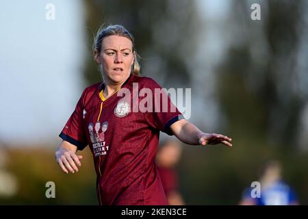 Cardiff, Großbritannien. 13.. November 2022. Tija Richardson von Cardiff Met WFC - Pflichtfeld per Leitung Quelle: Ashley Crowden/Alamy Live News Stockfoto