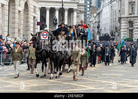 Worshipful Company of Coachmakers & Coach Harness Makers bei der Lord Mayor's Show Parade in der City of London, Großbritannien Stockfoto