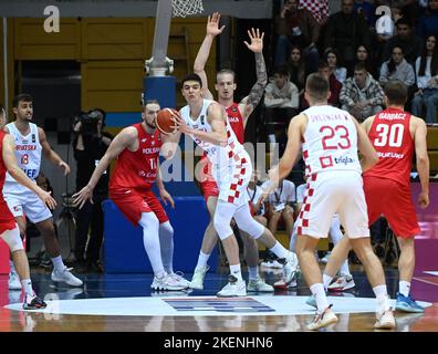 Zagreb, Kroatien. 13.. November 2022. ZAGREB, KROATIEN - 13. NOVEMBER: Danko Brankovic aus Kroatien ist während des FIBA EuroBasket 2025 Pre-Qualifier-Spiels zwischen Kroatien und Polen am 13. November 2022 im Basketball Center Drazen Petrovic in Zagreb, Kroatien, in Aktion. Foto von Marko Lukunic/PIXSELL Credit: Pixsell Foto- und Videoagentur/Alamy Live News Stockfoto