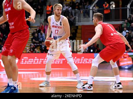 Zagreb, Kroatien. 13.. November 2022. ZAGREB, KROATIEN - 13. NOVEMBER: Dario Dreznjak aus Kroatien ist während des Vorqualifikationsspiel der FIBA EuroBasket 2025 zwischen Kroatien und Polen am 13. November 2022 im Basketball Center Drazen Petrovic in Zagreb, Kroatien, in Aktion. Foto von Marko Lukunic/PIXSELL Credit: Pixsell Foto- und Videoagentur/Alamy Live News Stockfoto