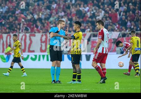 Athen, Lombardei, Griechenland. 13.. November 2022. SERGIO ARAUJO vom AEK FC während des Matchday 13, Greek Super League Spiels zwischen Olympiacos FC und AEK FC im Karaiskakis Stadium am 13. November 2022 in Athen, Griechenland. (Bild: © Stefanos Kyriazis/ZUMA Press Wire) Stockfoto