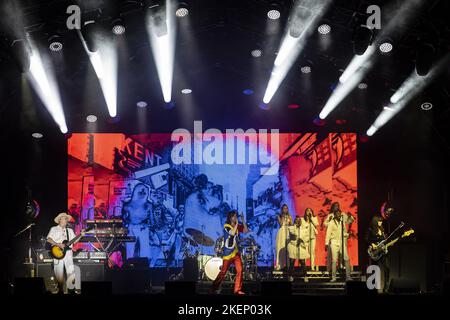 STANDON, ENGLAND: Künstler wie Primal Scream treten am 4. Tag beim Standon Calling Festival in Hertfordshire auf. Mit: Bobbie Gillespie wo: Standon, Großbritannien Wann: 24 Jul 2022 Kredit: Neil Lupin/WENN Stockfoto