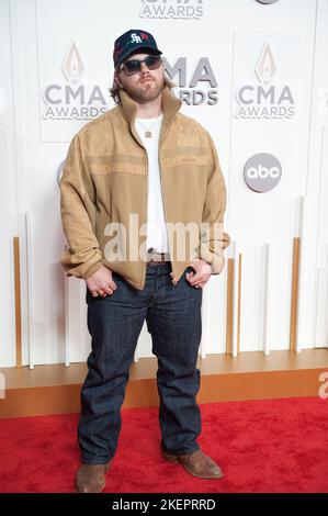 09. Nov. 2022 - Nashville, Tennessee; USA - ERNEST kommt bei den jährlichen CMA Awards 56. an, die in der Bridgestone Arena in der Innenstadt von Nashville stattfanden. Copyright 2022 Jason Moore. (Bild: © Jason Moore/ZUMA Press Wire) Stockfoto