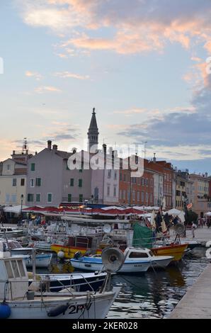 Hafen Kroatien Sonnenuntergang wunderschöne adriaküste Stockfoto