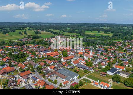 Die Region um Raisting in Bayern, bekannt für ihre Funkerdstation, von oben Stockfoto