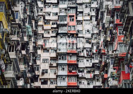 Yick Fat Gebäude. Es ist einer der berühmten Orte, die man in Hongkong besuchen sollte. Stockfoto