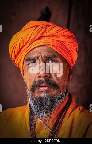 Portrait eines älteren Sadhu, Heiliger Mann, Pashupatinath Tempel, Kathmandu, Nepal Stockfoto