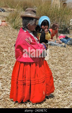 Traditionelle Frau Südamerika Kultur peru bunt Stockfoto