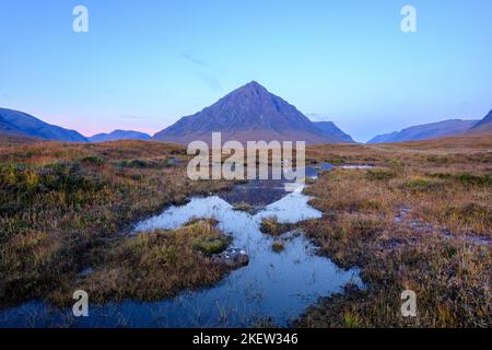 Munro Stob Dearg der nördliche Gipfel des Buachaille Etive Mor vom Rannoch Moor Stockfoto