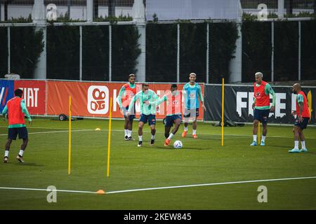 TURIM, TU - 14.11.2022: TRAINING DER BRASILIANISCHEN NATIONALMANNSCHAFT IN der brasilianischen Nationalmannschaft während der ersten Trainingseinheit im CT von Juventus in Turin, Italien (Foto: Luca Castro/Fotoarena) Stockfoto