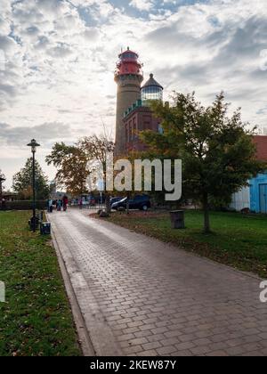 Leuchtturm bei Kap Arkona, Insel Rügen, Deutschland. Oktober 28 2022. Neuer und alter Leuchtturm auf der Kap Arkona auf Rügen, Deutschland Stockfoto