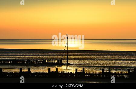 Sonnenuntergang in Hunstanton, Norfolk, Großbritannien Stockfoto