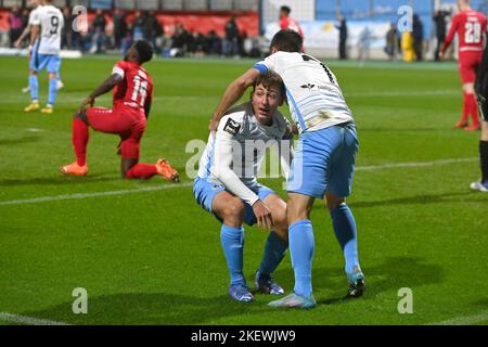 München GRUENWALDERSTADION. 14.. November 2022. Marius WOEHRL (München 1860), nach Auszeichnung mit Stefan LEX (TSV München 1860). Fußball 3. Liga, Spieltag 17. TSV München 1860 - Rot Weiss Essen am 14.. November 2022 im Münchner GRUENWALDERSTADION. DIE DFL-VORSCHRIFTEN VERBIETEN DIE VERWENDUNG VON FOTOS ALS BILDSEQUENZEN UND/ODER QUASI-VIDEO. ? Kredit: dpa/Alamy Live Nachrichten Stockfoto