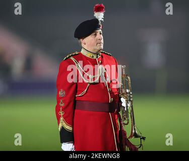 York, Großbritannien. 14.. November 2022. Ein Bugler vor dem Halbfinalspiel der Rugby League der Frauen England Women gegen Neuseeland Women im LNER Community Stadium, York, Vereinigtes Königreich, 14.. November 2022 (Foto von Mark Cosgrove/News Images) Credit: News Images LTD/Alamy Live News Stockfoto